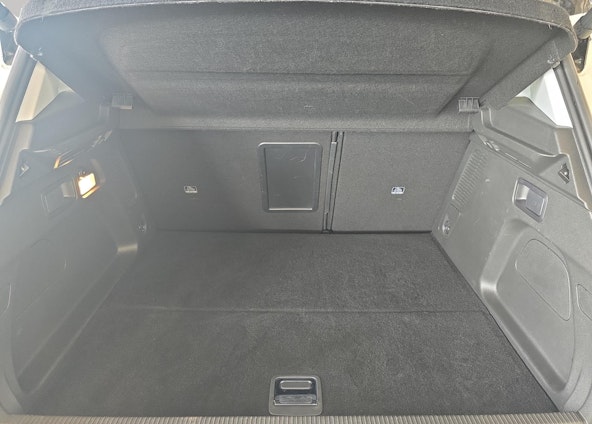 Vehicle image 7 Vehicle image 7