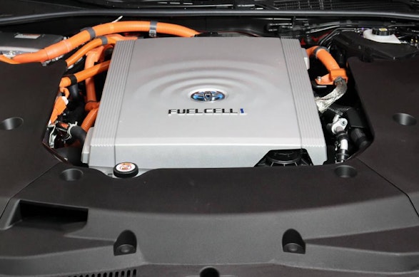 Toyota Mirai Fuel Cell Platinum 12