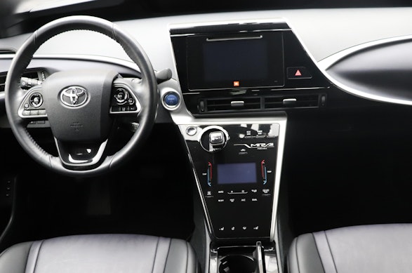 Toyota Mirai Fuel Cell Premium 7