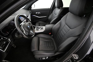 Vehicle image BMW M340i xDrive Touring