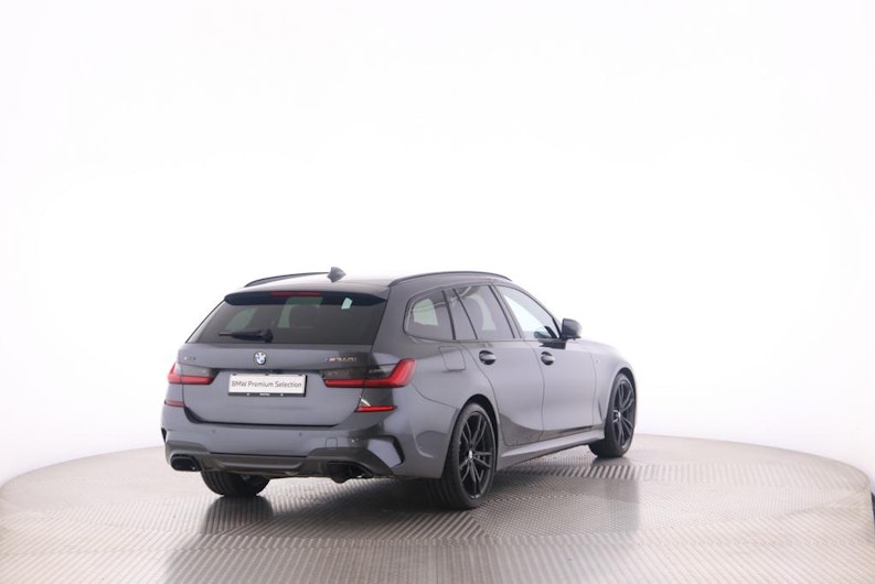 Vehicle image BMW 3 SERIES