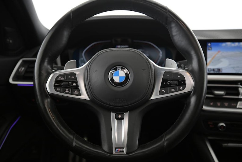 Vehicle image BMW 3 SERIES