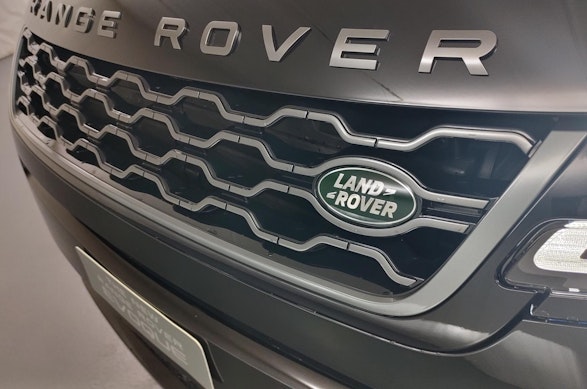 LAND ROVER Range Rover Evoque 2.0 T 250 R-Dynamic SE 10
