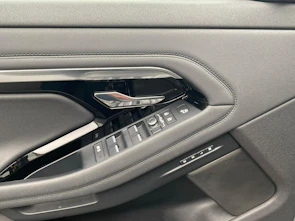 Fahrzeugbild LAND ROVER Range Rover Evoque 2.0 T 250 R-Dynamic SE