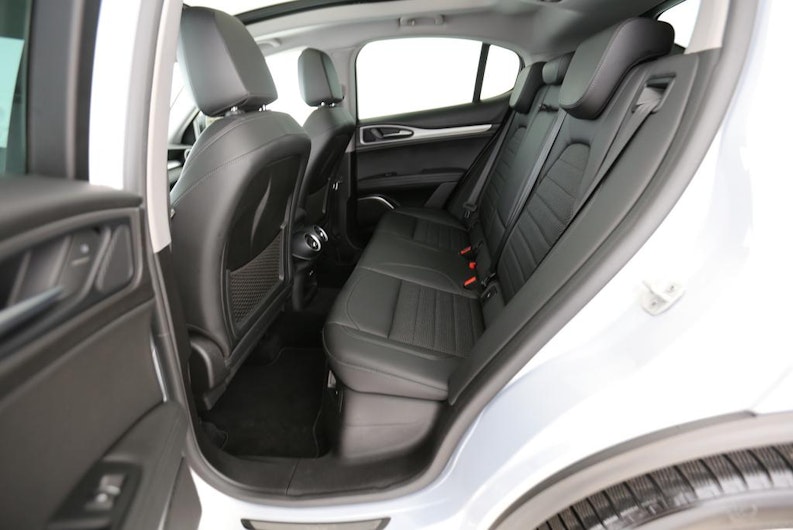 Vehicle image ALFA ROMEO STELVIO