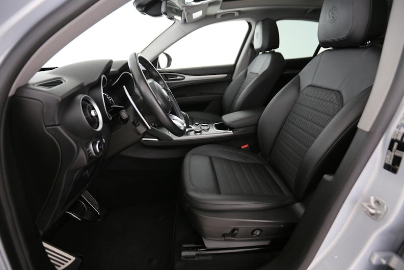 Vehicle image ALFA ROMEO STELVIO