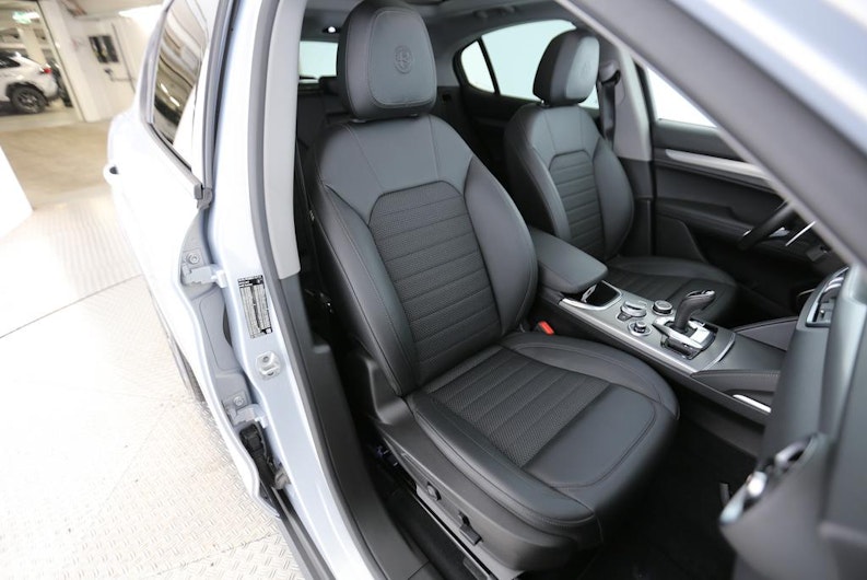 Vehicle image ALFA ROMEO STELVIO