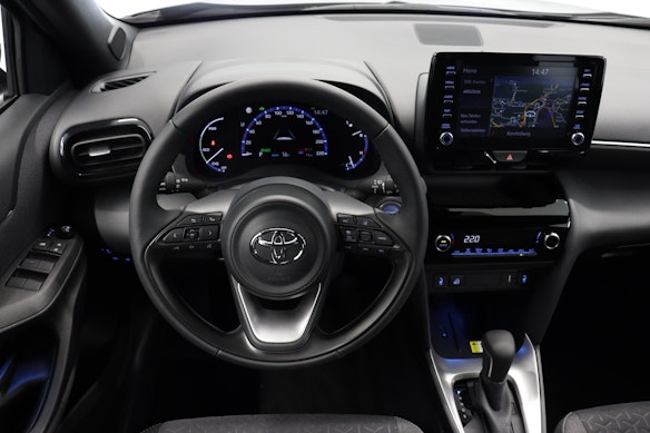 TOYOTA Yaris Cross 1.5 VVT-i HSD Trend AWD-i 4