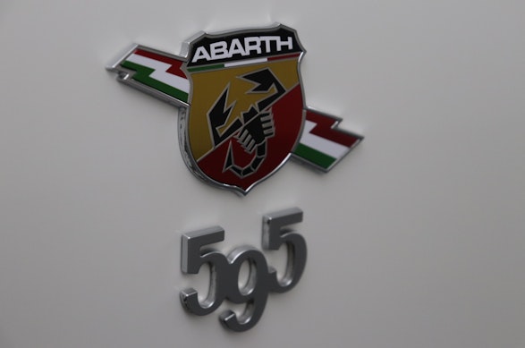 FIAT 595 C Abarth 1.4 T-Jet 165 Turismo 10