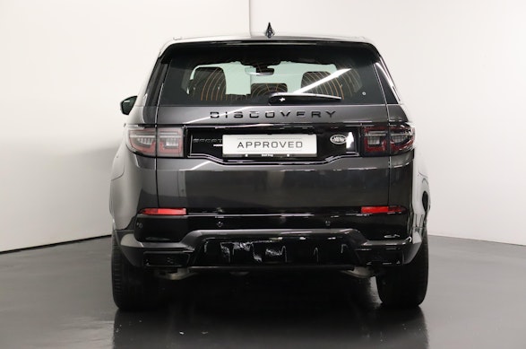 LAND ROVER Discovery Sport 1.5 T 300e R-Dynamic SE 3