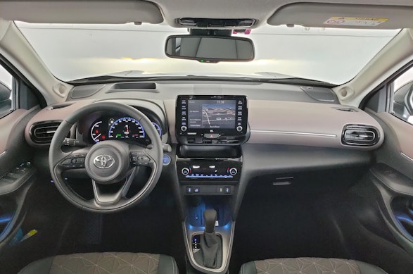 Toyota Yaris Cross 1.5 VVT-i HSD Elegant AWD-i 8