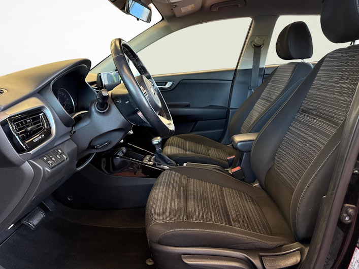 Vehicle image KIA STONIC