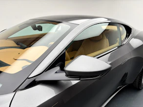 https://vehicle.imgix.net/194238/1db5638c-aeb9-488b-9dfe-b7e8e1d3f581.jpeg
