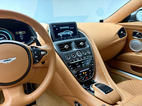 https://vehicle.imgix.net/194238/aad177d2-2c2f-44fa-a251-3c3d63cdac37.jpeg