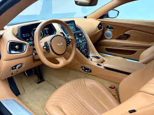 Aston Martin DB11 Coupé 5.2 V12 Bi-Turbo Launch Ed.