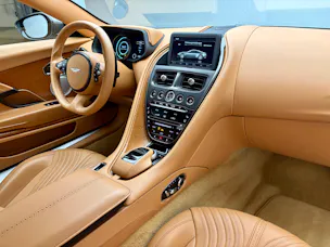 Aston Martin DB11 Coupé 5.2 V12 Bi-Turbo Launch Ed.