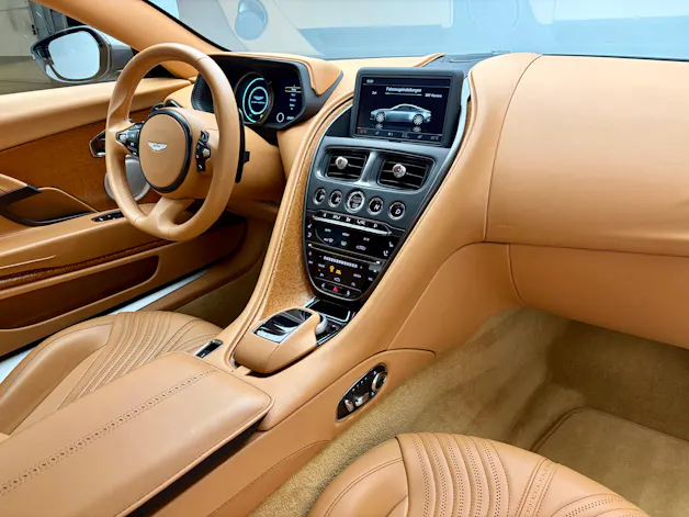 Aston Martin DB11 Coupé 5.2 V12 Bi-Turbo Launch Ed.