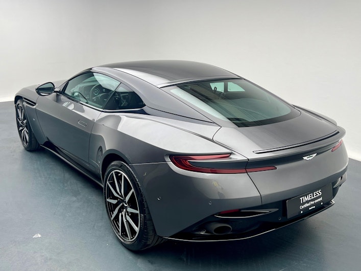 Vehicle image ASTON MARTIN DB11