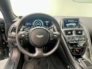 Vehicle image ASTON MARTIN DB11 Coupé 5.2 V12 Bi-Turbo Launch Ed.