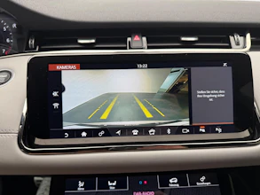 https://vehicle.imgix.net/208886/ddb9134d-15f8-4e08-95b9-81c09252b0c5.jpg