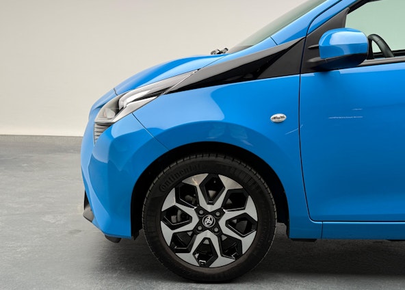 Vehicle image 2 Vehicle image 2