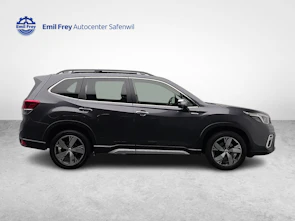 Fahrzeugbild SUBARU Forester Station 2.0i e-Boxer Luxury