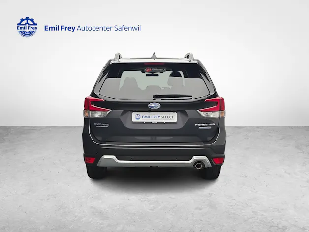 Subaru Forester Station 2.0i e-Boxer Luxury