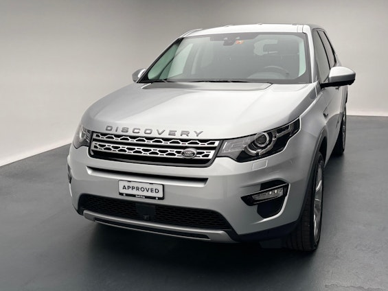 First vehicle image