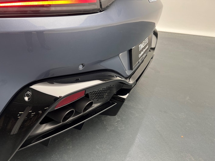 Vehicle image ASTON MARTIN V12 Vantage