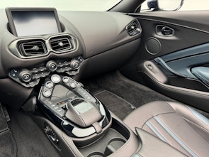 Vehicle image ASTON MARTIN V8 Vantage Roadster 4.0 V8 Bi-Turbo