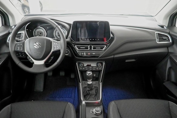 SUZUKI S-Cross 1.4 T Compact Top Hybrid 4x4 8