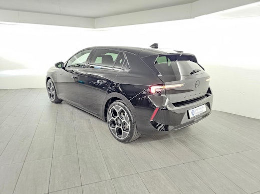 OPEL Astra 1.2 T 130 Swiss Plus 4
