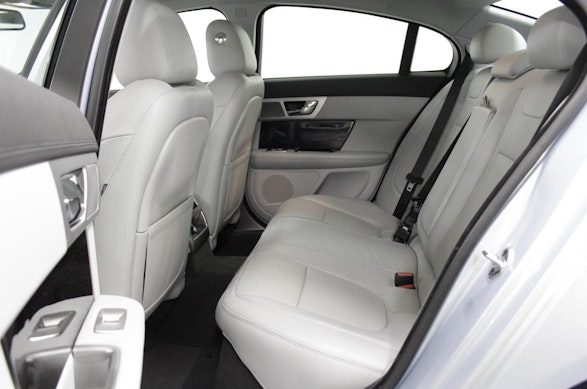 JAGUAR XF 3.0 V6 S/C Premium Luxury AWD 7