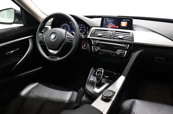 BMW 320d xDrive Gran Turismo 10
