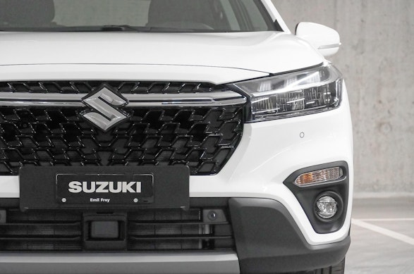 Suzuki S-Cross 1.5 Compact+ Hybrid 4x4 10