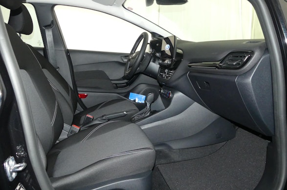 FORD Fiesta 1.0 EcoB Hybrid Cool & Connect 12