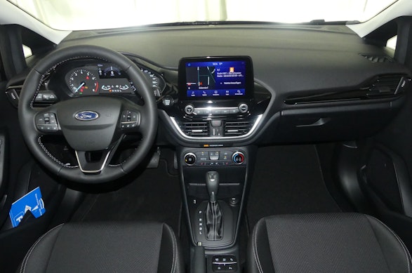 FORD Fiesta 1.0 EcoB Hybrid Cool & Connect 9