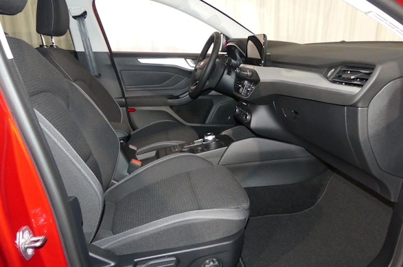 FORD Focus 1.5i EcoB SCTi 150 Cool & Connect 16