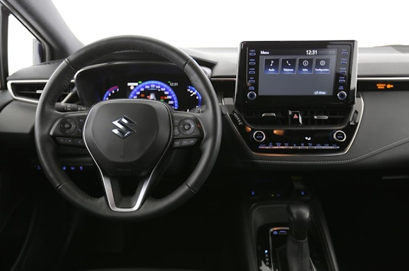Suzuki Swace 1.8 Compact Top Hybrid 5