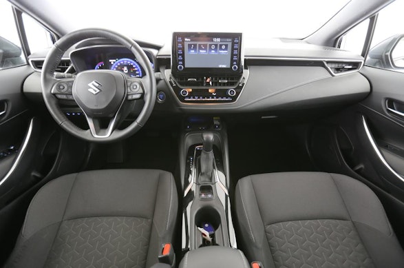 Suzuki Swace 1.8 Compact Top Hybrid 7