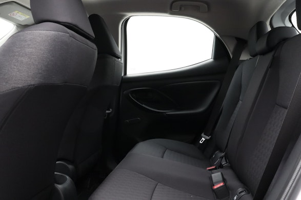 Toyota Yaris 1.5 VVT-iE Comfort 11