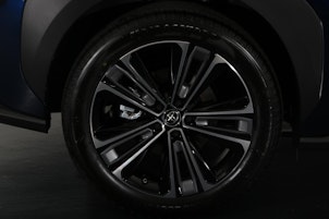 Vehicle image TOYOTA bZ4X Premium AWD