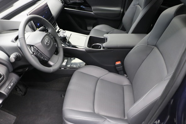 Vehicle image 4 Vehicle image 4