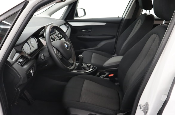 BMW 218i Active Tourer 4