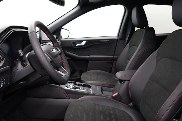 FORD Kuga 2.5 Hybrid ST-Line X 2