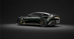 Fahrzeugbild ASTON MARTIN V12 Vantage Coupé 5.2 V12 Bi-Turbo