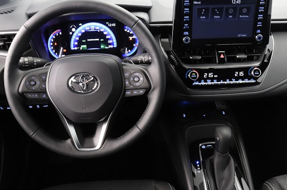 Toyota Corolla Touring Sports 2.0 HSD Trend 4
