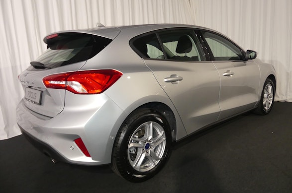 FORD Focus 1.5i EcoB SCTi 150 Cool & Connect 18