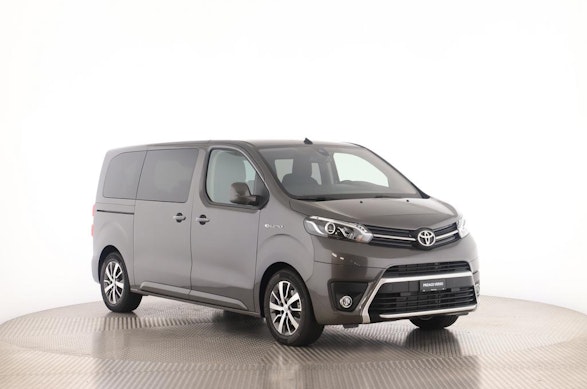 TOYOTA PROACE Verso L1 75KWh Trend 18