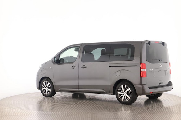 TOYOTA PROACE Verso L1 75KWh Trend 10